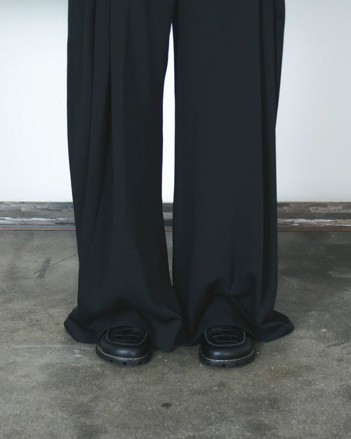 Barefoot Mary Jane MONO Black