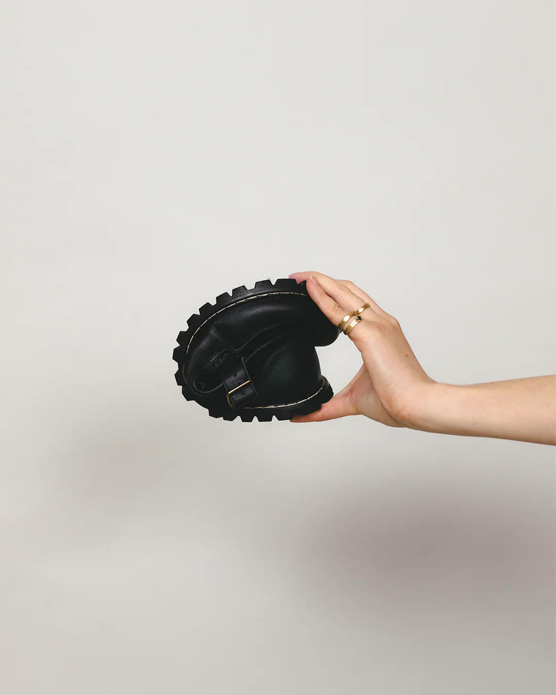 Barefoot Mary Jane MONO Black