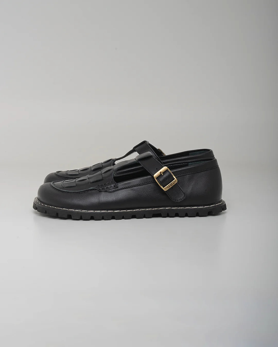 Barefoot Mary Jane MONO Black