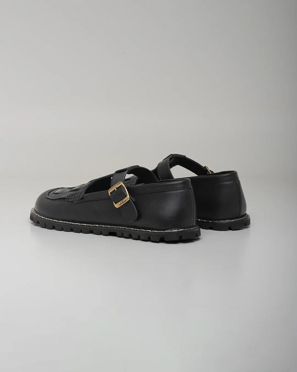 Barefoot Mary Jane MONO Black