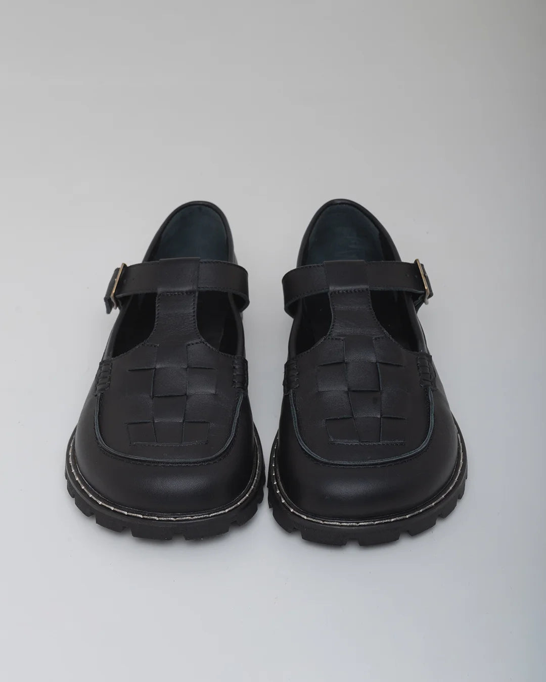 Barefoot Mary Jane MONO Black