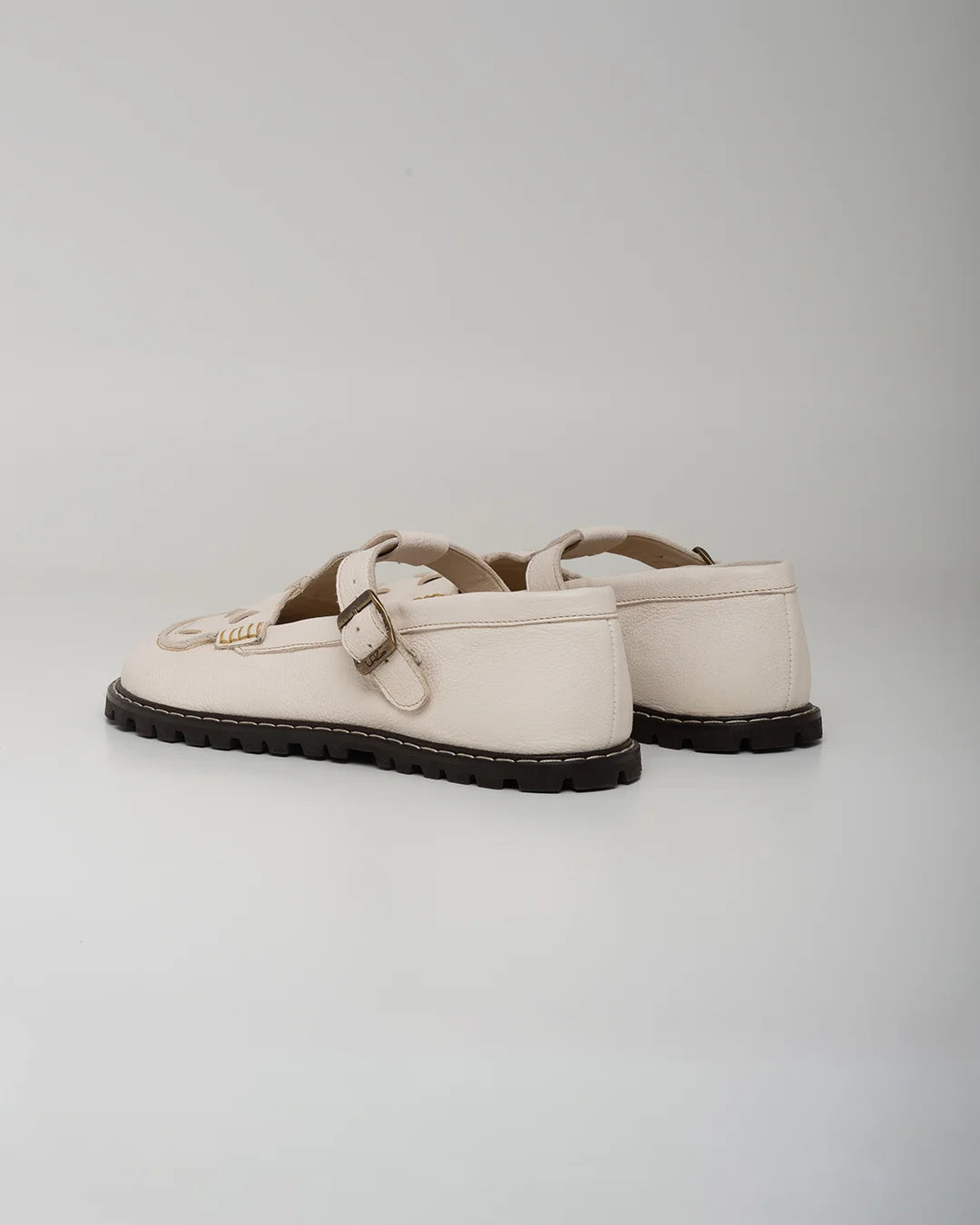 Barefoot Mary Jane MONO Pale Beige