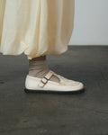 Barefoot Mary Jane MONO Pale Beige